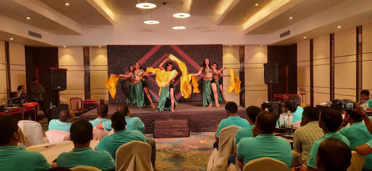 Sea Breeze Max Resort & Spa מדגאון מראה חיצוני תמונה