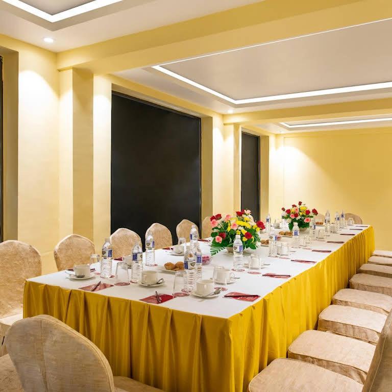 Sea Breeze Max Resort & Spa מדגאון מראה חיצוני תמונה